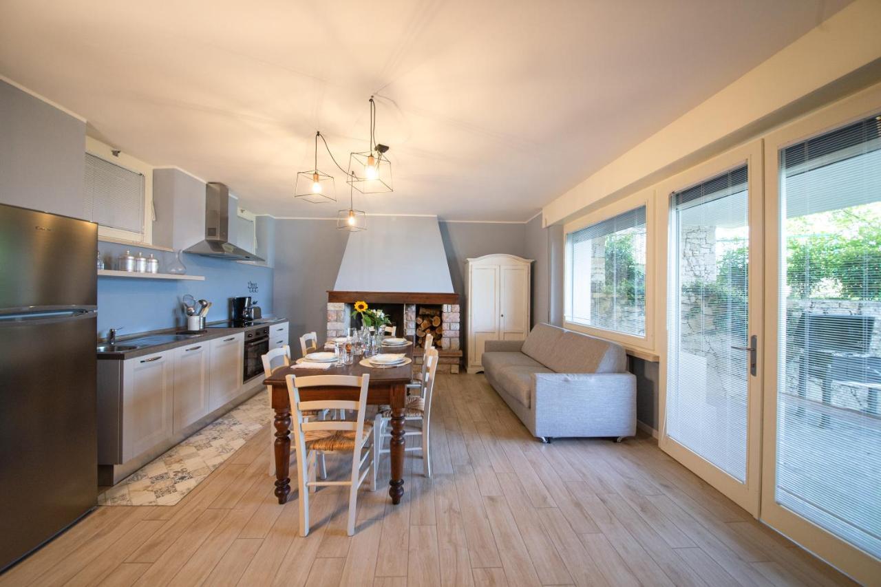 Casa Francesca Apartment Torri Del Benaco Bagian luar foto