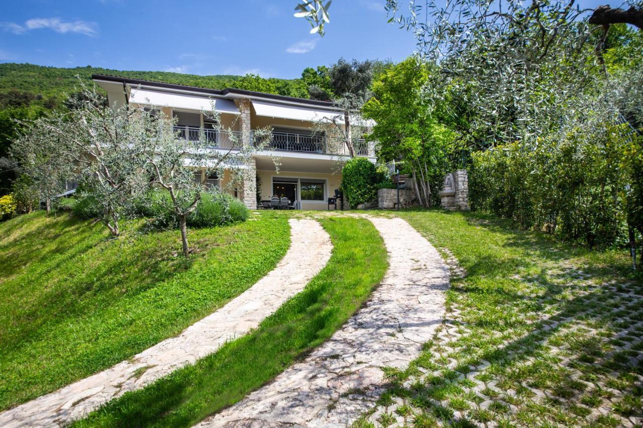 Casa Francesca Apartment Torri Del Benaco Bagian luar foto